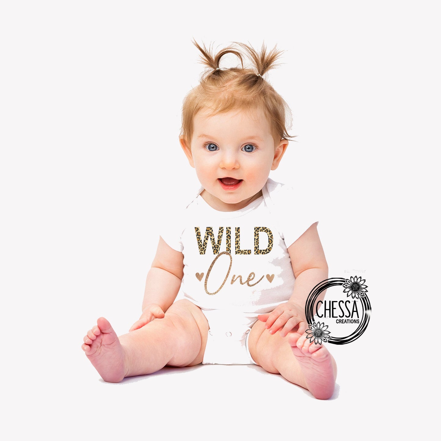 Girl Wild ONE 1st Birthday Outfit, Shirt for First Birthday Cake Smash, Animal Print Leopard Cheetah Outfit Set with Tutu & Bow, Gold